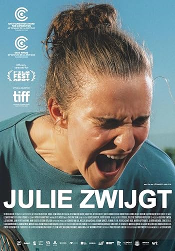 Julie hallgat borítókép